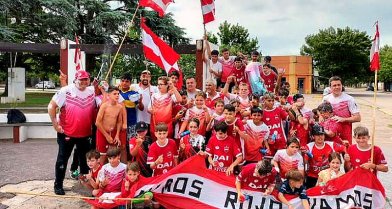 El Rojo de Rivera coronó con un campeonato en inferiores un gran año de Fútbol en la LRF El Rojo de Rivera coronó con un campeonato en inferiores un gran año de Fútbol en la LRF