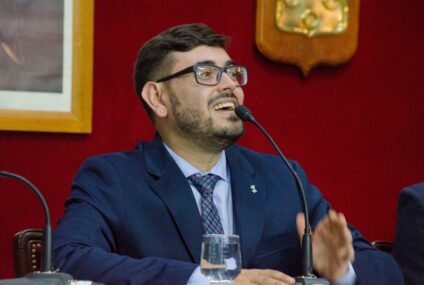 Polémica en Saavedra, Nebot cruzó a la oposición: «Me preocupa ver a algunos concejales en posición de jueces» Polémica en Saavedra, Nebot cruzó a la oposición: «Me preocupa ver a algunos concejales en posición de jueces»