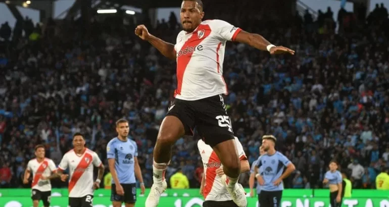 River se lo ganó en la última a Belgrano y es semifinalista River se lo ganó en la última a Belgrano y es semifinalista