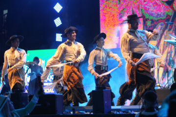 Al ritmo del folklore y el cuarteto comenzó el Festival Nacional de Jesús María