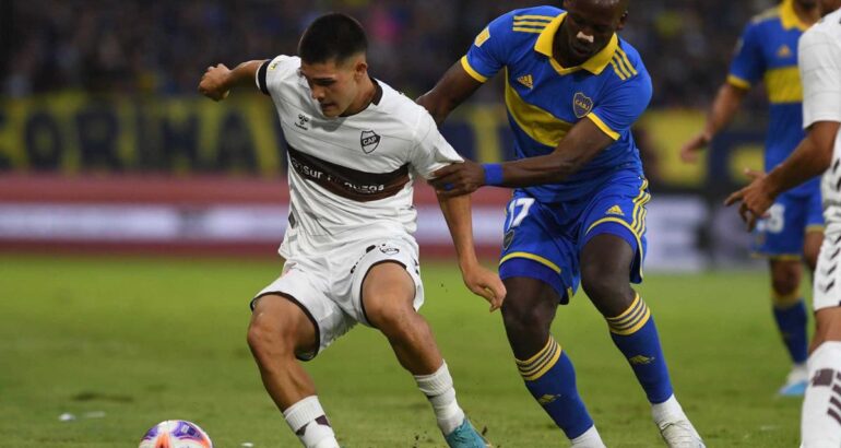 Boca visita a Platense en el debut oficial de Diego Martínez como DT Boca visita a Platense en el debut oficial de Diego Martínez como DT