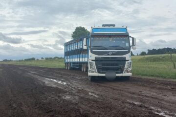 Recuerdan la prohibición de transitar con Vehículos Pesados por Caminos Rurales en días de lluvias abundantes
