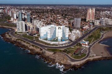 Millonaria evasión en Mardel: Pagaban como baldíos pero son edificios y lujosos countries