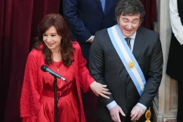 «¿Y la casta?», un vendaval de aumentos apremia a la clase media argentina