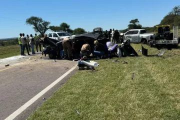 Dos heridos en un fuerte choque frontal en Ruta 35
