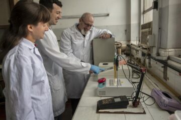Científicos del Conicet advierten que es imposible investigar sin becarios