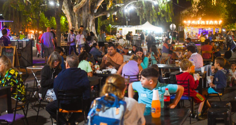 Carhué: Al Diente congregó a 4 mil personas Carhué: Al Diente congregó a 4 mil personas