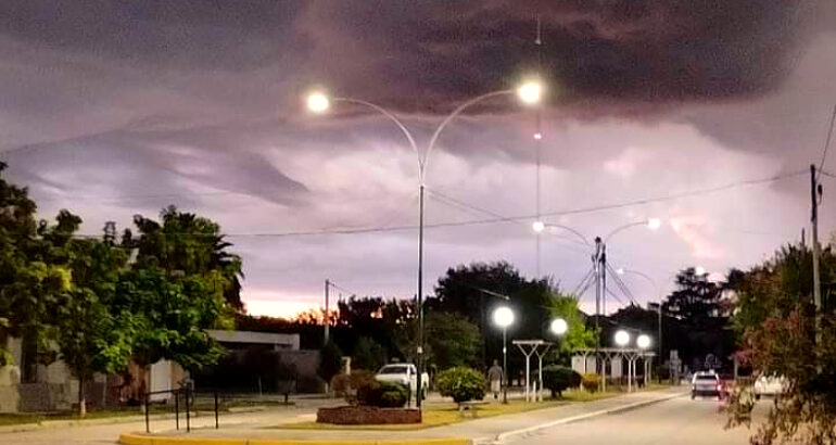 Anuncian tormentas para la noche en Adolfo Alsina y la región