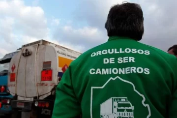 Tras presión del Gobierno, Camioneros reformuló y cerró a la baja su paritaria