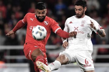 Huracán enfrenta a Independiente, en un duelo clave por la Liga