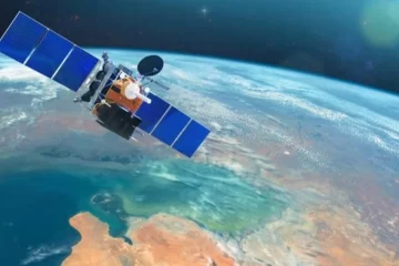 El Gobierno autorizó que Starlink, Amazon y OneWeb a ofrecer internet satelital en Argentina