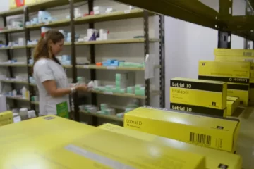 Provincia lanzó un programa que garantiza el acceso gratuito a 74 medicamentos para afecciones crónicas
