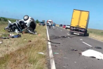 Cinco personas murieron en un trágico choque frontal en Ruta 14