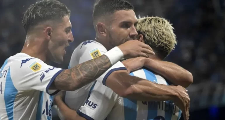 Racing goleó a Tigre y San Lorenzo rescató un empate contra Belgrano Racing goleó a Tigre y San Lorenzo rescató un empate contra Belgrano