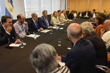 Paritaria docente: no hubo acuerdo tras la nueva propuesta de un piso salarial de $310 mil