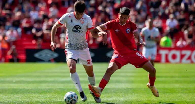 Instituto enfrenta a Argentinos Juniors en Alta Córdoba Instituto enfrenta a Argentinos Juniors en Alta Córdoba