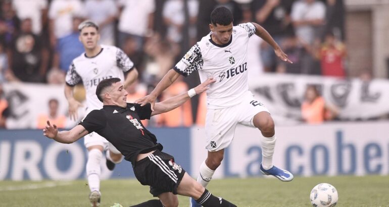 Riestra le ganó a un desorientado Independiente Riestra le ganó a un desorientado Independiente