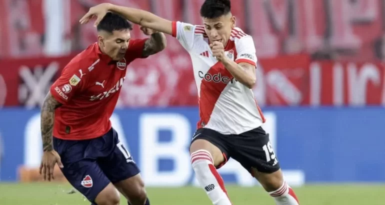 Independiente y River empataron en un atractivo clásico Independiente y River empataron en un atractivo clásico
