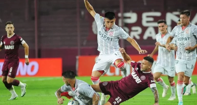 Unión ganaba y Lanús lo empató, en un partido que terminó con polémica Unión ganaba y Lanús lo empató, en un partido que terminó con polémica