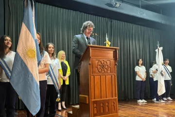 La advertencia a Milei de su maestra: «Soy jubilada y muy bien no estoy, espero que no apriete tanto” La advertencia a Milei de su maestra: «Soy jubilada y muy bien no estoy, espero que no apriete tanto”