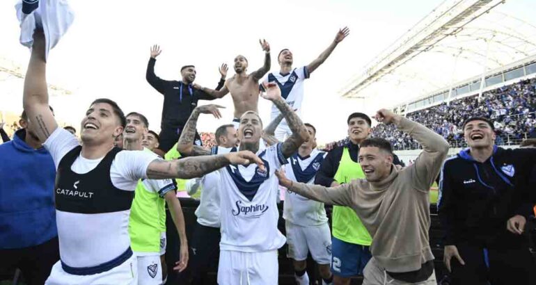 Vélez eliminó a Argentinos por penales y jugará la final de la Copa de la Liga Vélez eliminó a Argentinos por penales y jugará la final de la Copa de la Liga