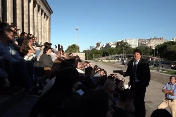 Clase pública en defensa de la UBA: “Ganar la calle para no perder el aula”
