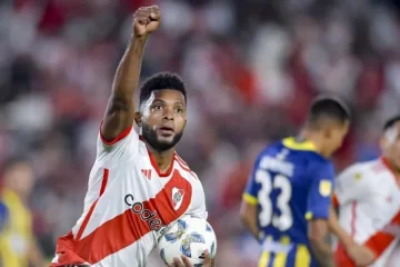 River le dio vuelta el partido a Rosario Central con goles de Borja