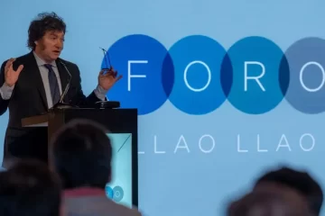 Foro Llao Llao: Milei trató como “héroes” a quienes fugaron dólares Foro Llao Llao: Milei trató como “héroes” a quienes fugaron dólares