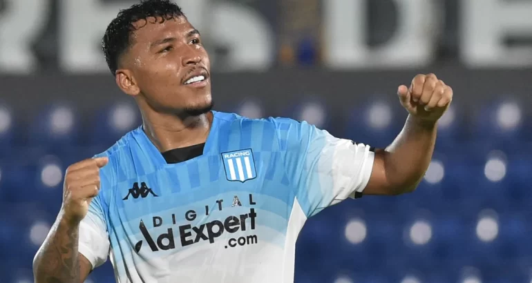 Racing recibe a Bragantino en la Sudamericana Racing recibe a Bragantino en la Sudamericana