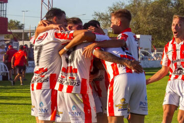 San Martín goleó a Comercio y es finalista del Apertura de la LRF