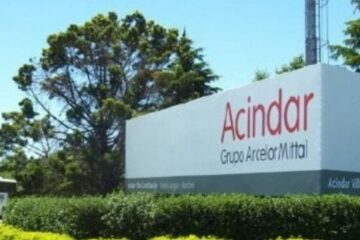 Por la caída en la demanda de acero Acindar para la producción en junio