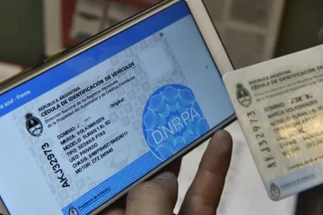 La cédula azul para conducir quedó derogada y la cédula verde ya no tiene vencimiento