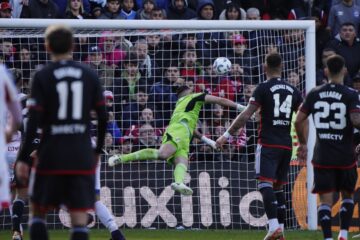 Argentinos dio cuenta de River y lo derrotó 1 a 0