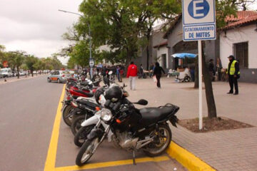 Buscan crear en Rivera lugares exclusivos para estacionamiento de motos