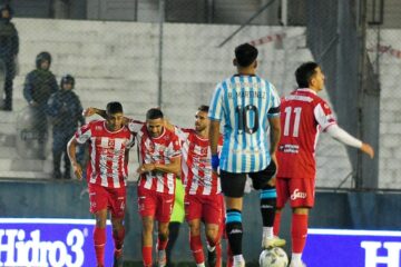 Talleres (RdE) dio el batacazo y eliminó a Racing de la Copa Argentina