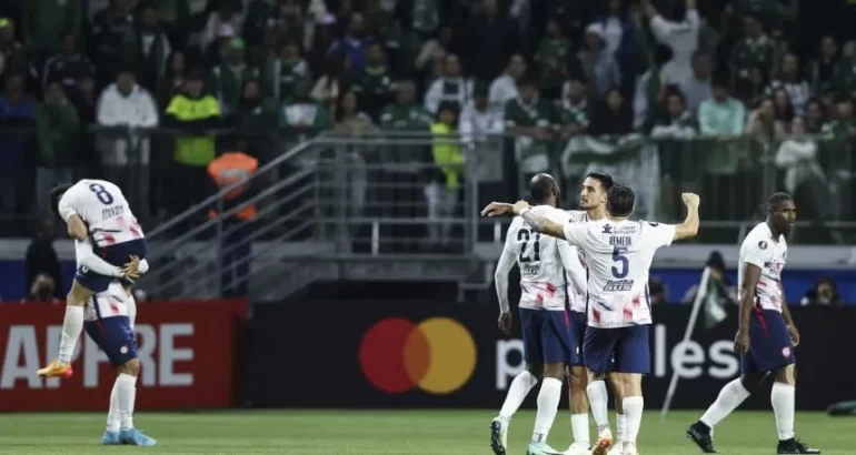 San Lorenzo empató en Brasil con Palmeiras y se metió en los octavos de la Libertadores San Lorenzo empató en Brasil con Palmeiras y se metió en los octavos de la Libertadores