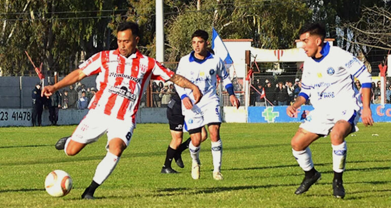 San Martín y Racing quedaron a mano en el clásico de Carhué San Martín y Racing quedaron a mano en el clásico de Carhué