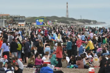 Monte Hermoso confirmó la Fiesta de la Primavera Monte Hermoso confirmó la Fiesta de la Primavera