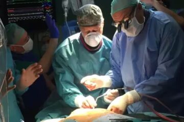 Médico argentino distinguido como uno de los 7 sabios de la humanidad