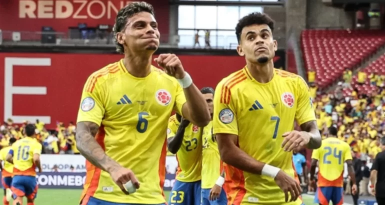 Colombia goleó a Bolivia en Barranquilla y clasificó al Mundial Colombia goleó a Bolivia en Barranquilla y clasificó al Mundial