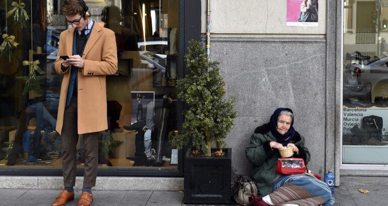 Desigualdad argentina: Los ricos tributan el 25% de sus ingresos; la clase media, el 30% y los pobres, el 37% Desigualdad argentina: Los ricos tributan el 25% de sus ingresos; la clase media, el 30% y los pobres, el 37%