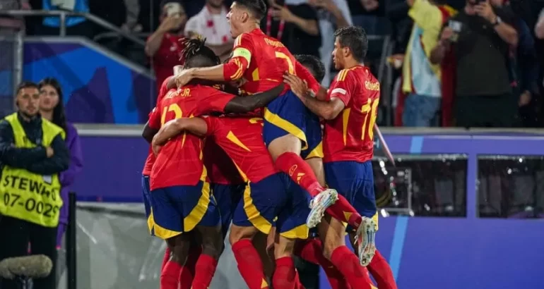 Inglaterra y España clasificaron a cuartos de la Eurocopa Inglaterra y España clasificaron a cuartos de la Eurocopa