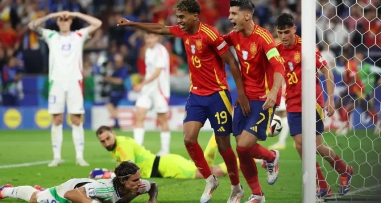 Inglaterra y España buscan los cuartos de la Eurocopa Inglaterra y España buscan los cuartos de la Eurocopa