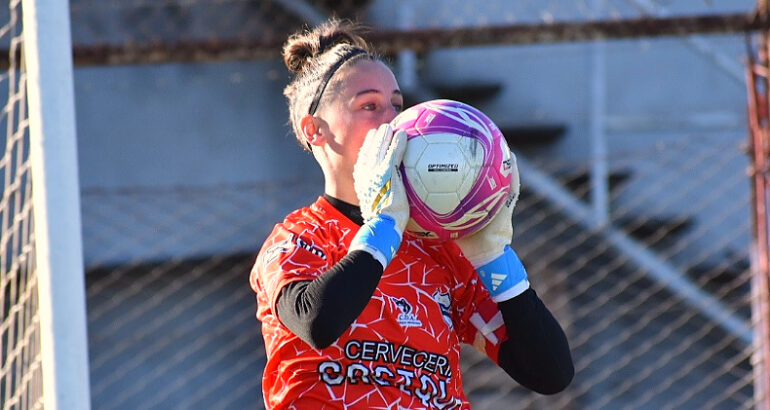Argentino venció a Racing en los penales y se quedó con el Apertura femenino Argentino venció a Racing en los penales y se quedó con el Apertura femenino