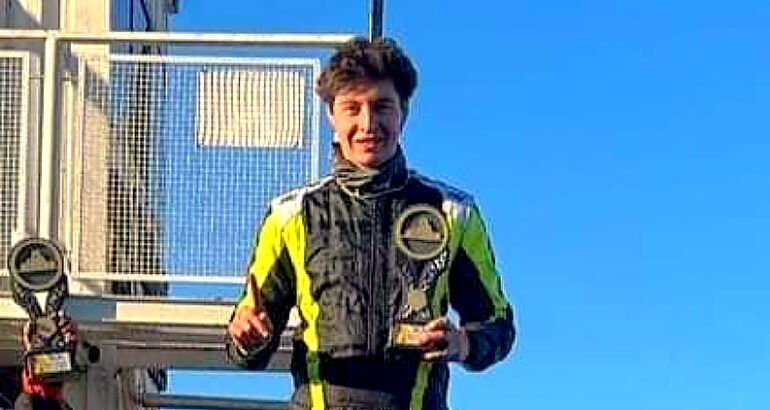 Triunfo de Santiago Delgado y gran participación de Lucía Todino en el Karting del Oeste Triunfo de Santiago Delgado y gran participación de Lucía Todino en el Karting del Oeste