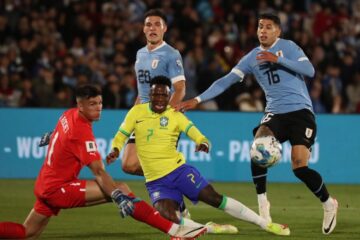 Brasil y Uruguay juegan el clásico por eliminatorias