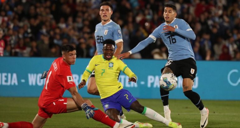Uruguay y Brasil se sacarán chispas para llegar a semifinales Uruguay y Brasil se sacarán chispas para llegar a semifinales