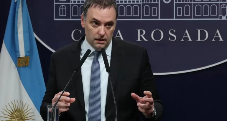 Adorni desmintió que la TV Pública no vaya a transmitir el Mundial 2026 Adorni desmintió que la TV Pública no vaya a transmitir el Mundial 2026