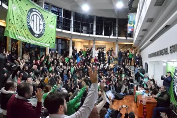 En medio de la ola de despidos, ATE convocó a un paro nacional de 24 horas