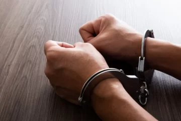 Bahía: 10 años de cárcel para un hombre que abusó de las dos hijas de su pareja Bahía: 10 años de cárcel para un hombre que abusó de las dos hijas de su pareja